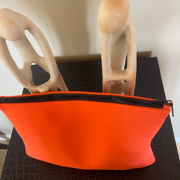 HERMES ORANGE CLUTCH BAg - Picture 5 of 10